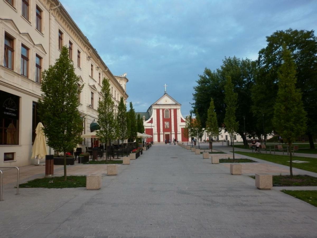 Staszica Centrum Lublino Esterno foto